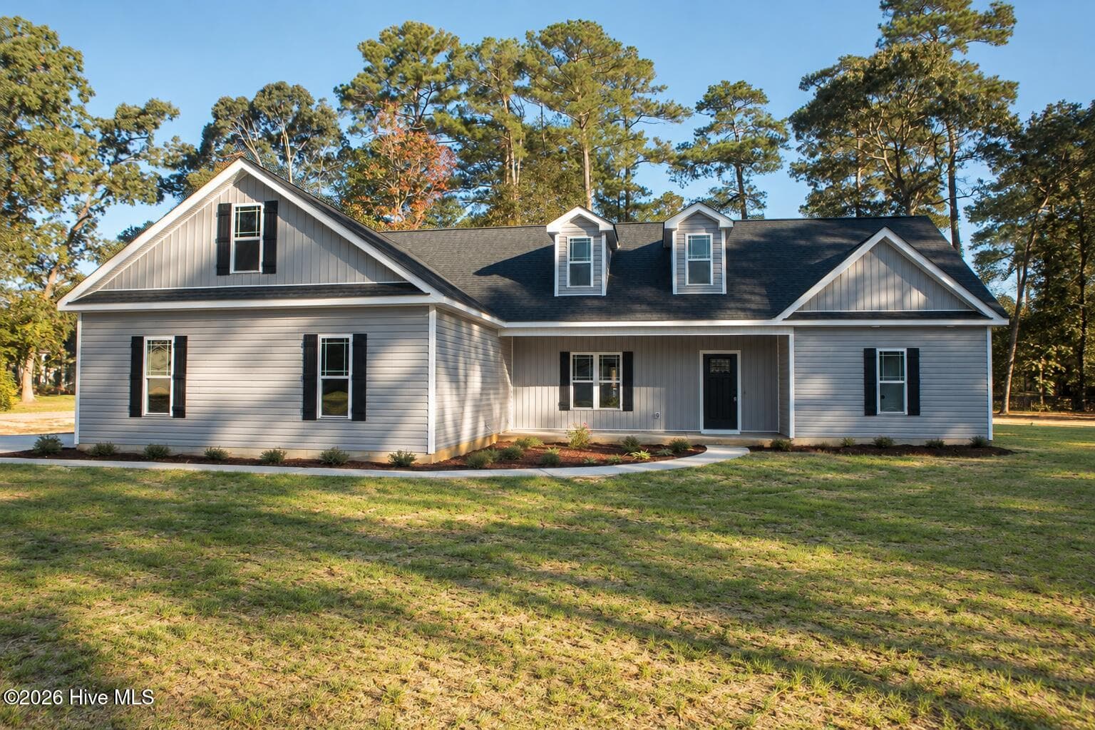 Front of 102 North Court, La Grange, NC 28551