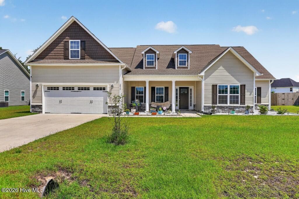 Front of 2019 Tarpon Trail, New Bern, NC 28562