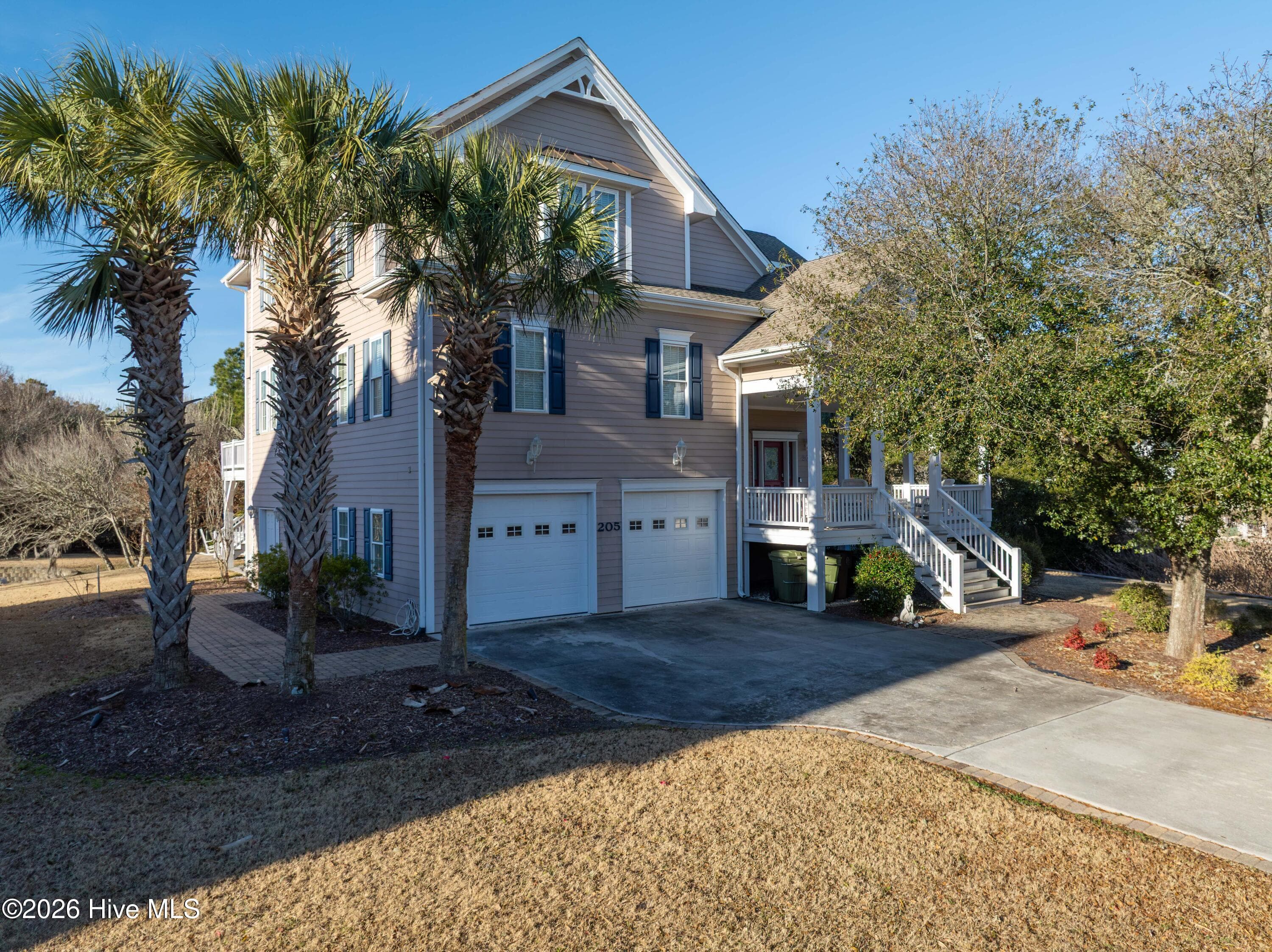 Front of 205 Aberlady Bay, Emerald Isle, NC 28594