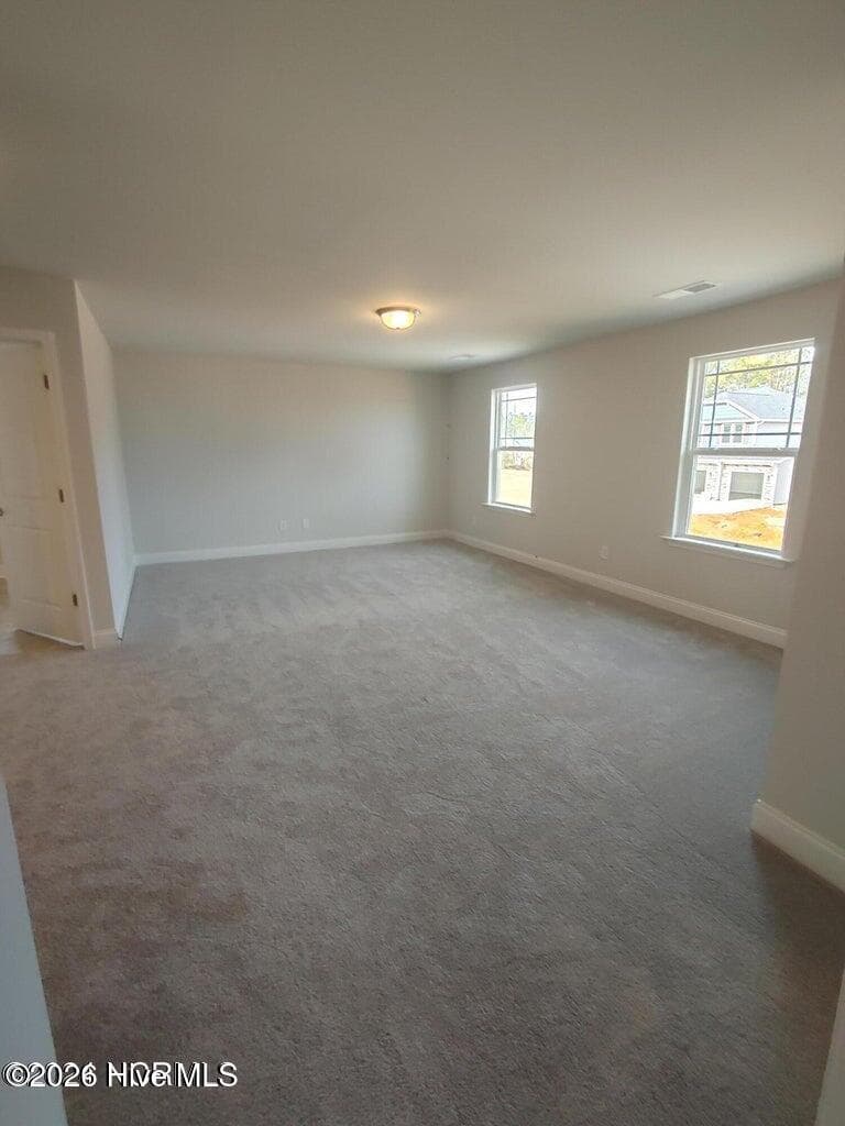 Front of 915 Port Royal Court, New Bern, NC 28560