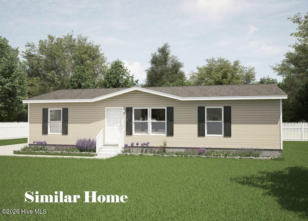 Front of 326 N Winchester Lane, Hubert, NC 28539