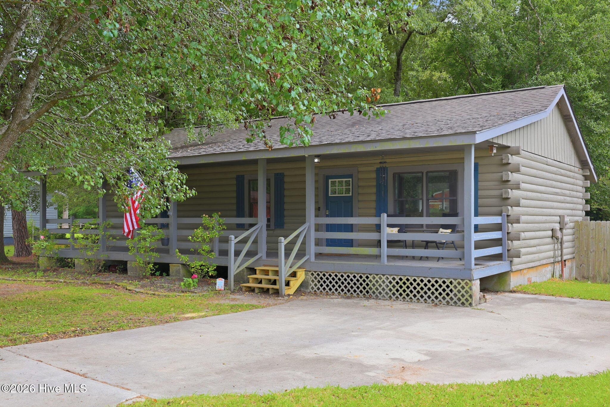 Front of 866 Mill River Road, Jacksonville, NC 28540