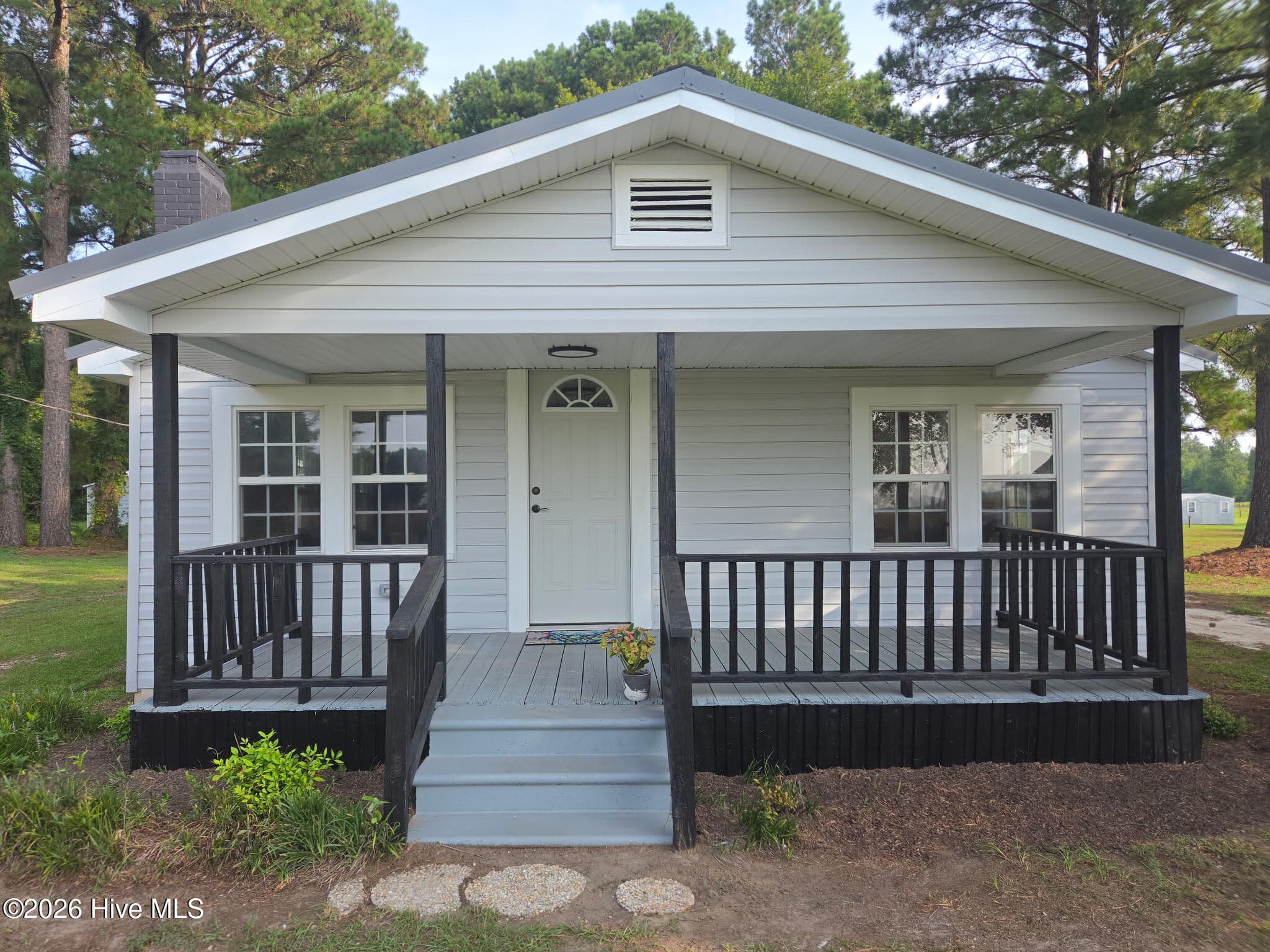 Front of 1106 S Dobson Chapel Road S, Magnolia, NC 28453