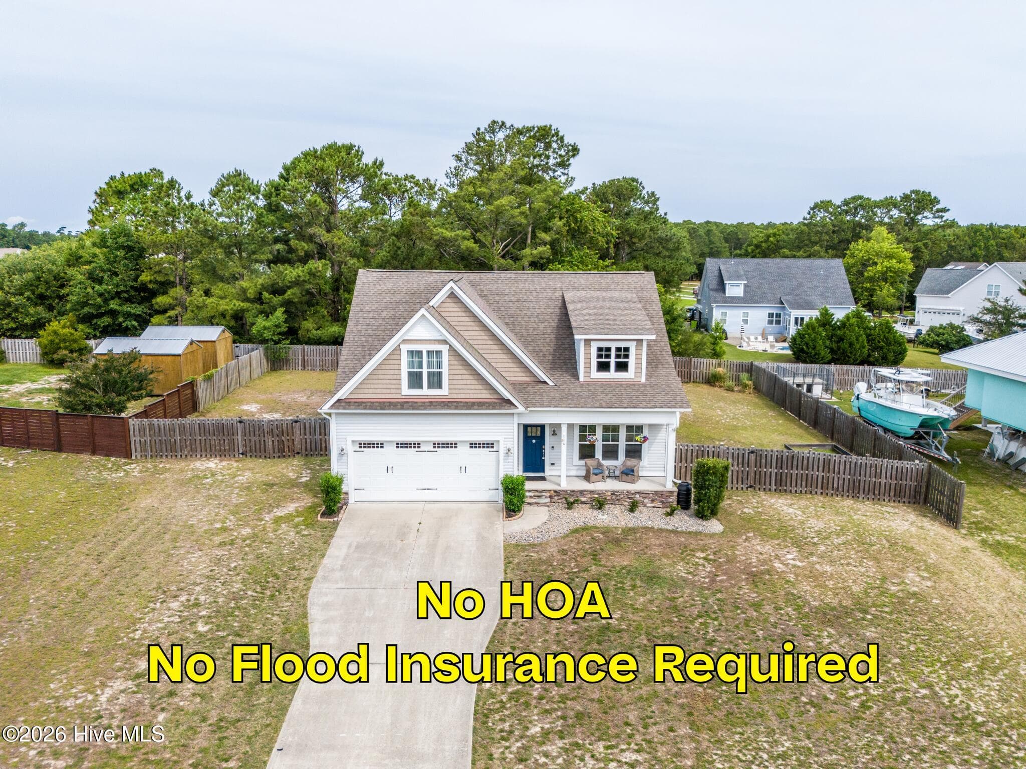 Front of 116 Dogwood Lane, Hampstead, NC 28443