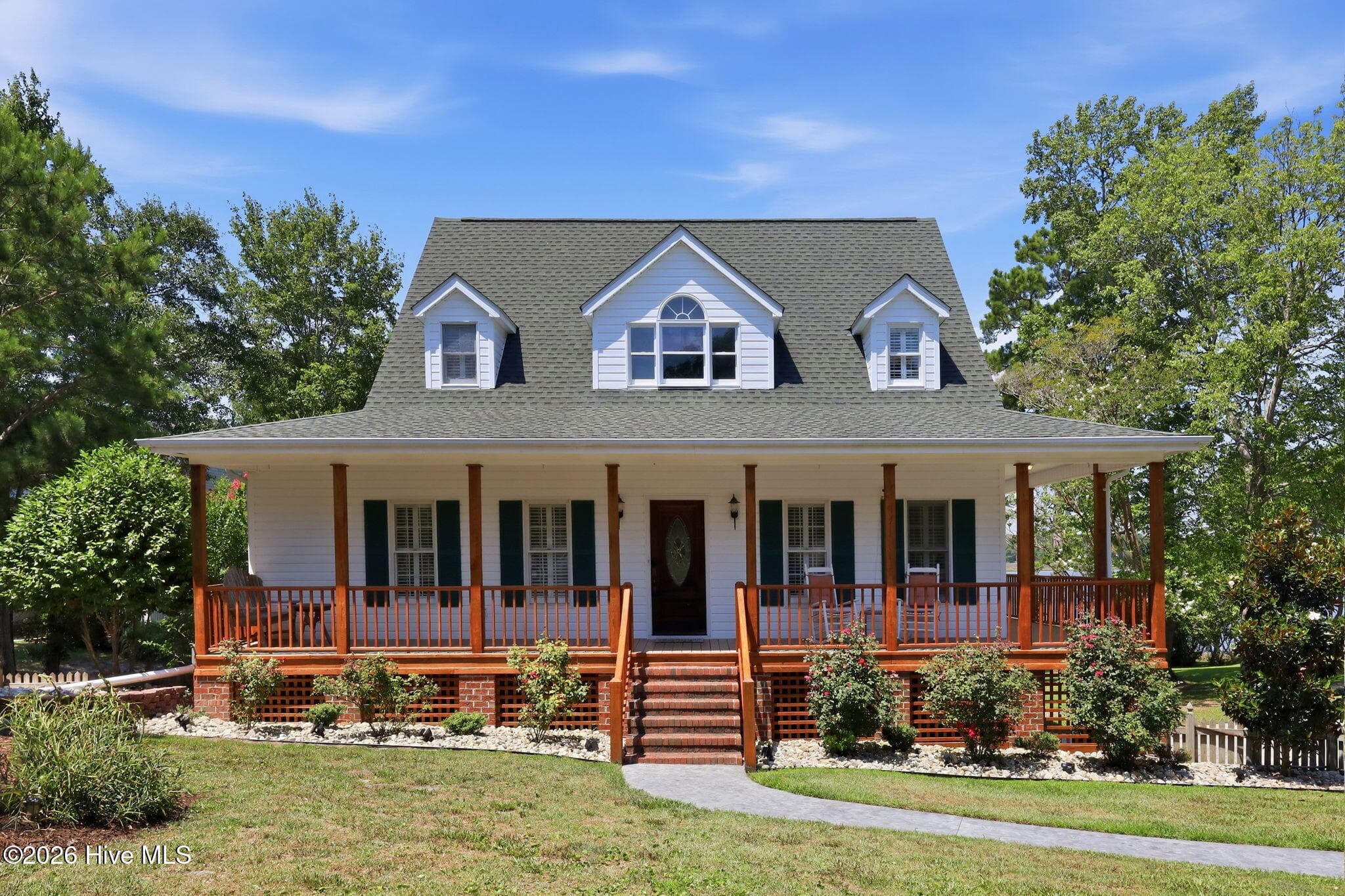 Front of 3 Creekside Woods Drive, Swansboro, NC 28584