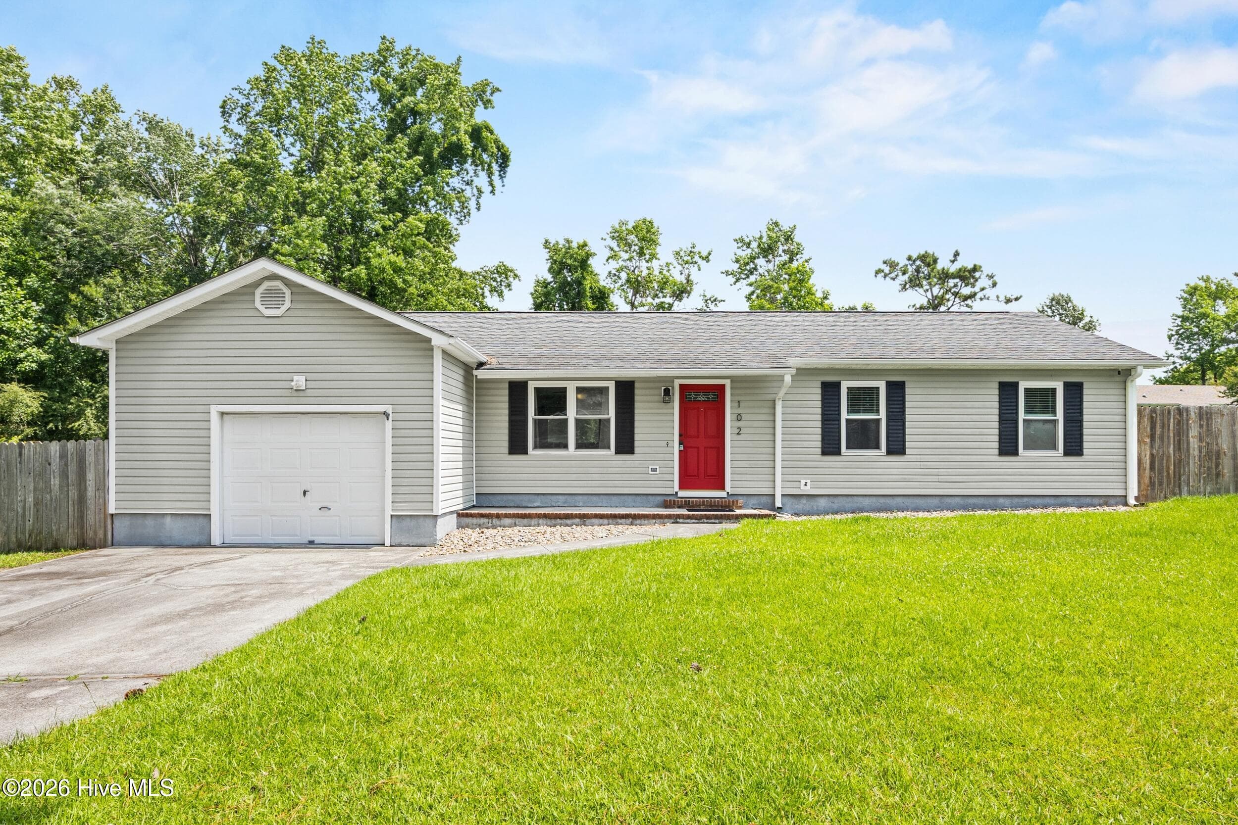Front of 102 Natalie Lane, Hubert, NC 28539