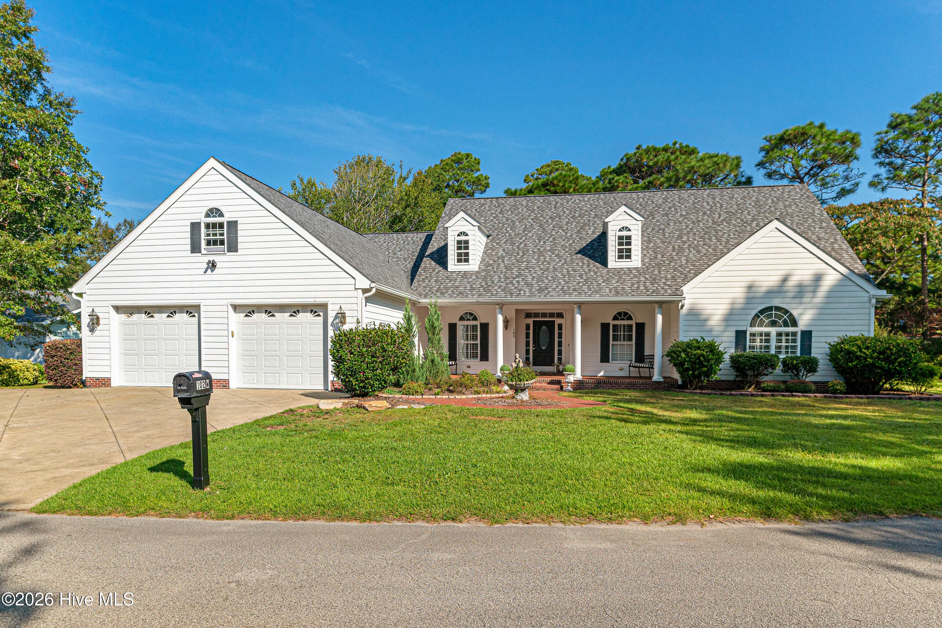 Front of 102 Fairway Drive W, Morehead City, NC 28557
