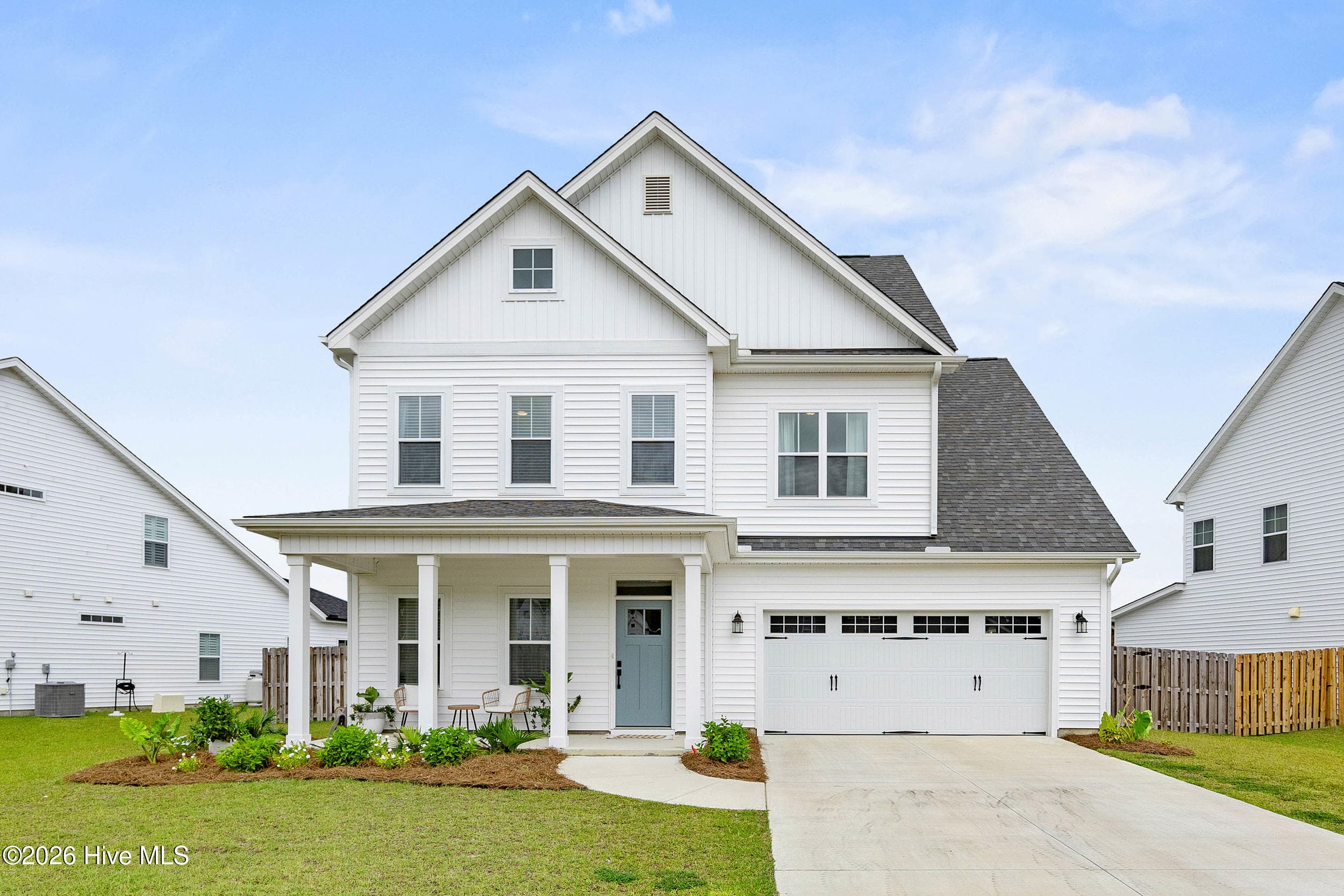 Front of 424 Northern Pintail Place, Hampstead, NC 28443