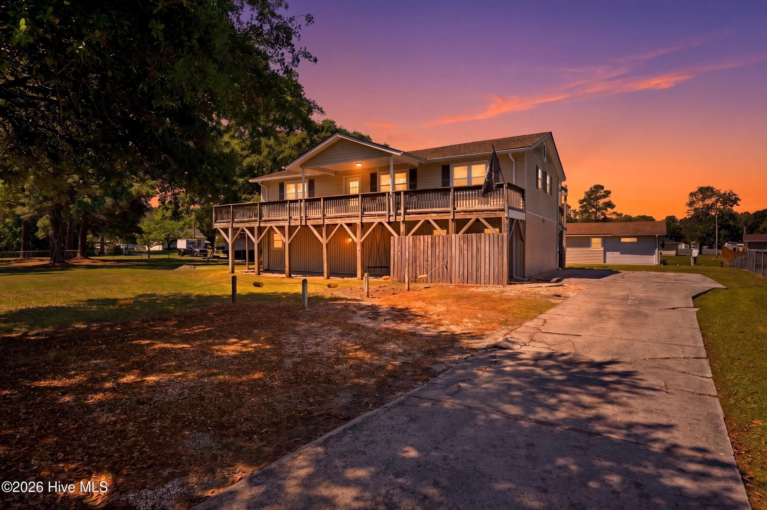Front of 109 Gull Drive, Sneads Ferry, NC 28460