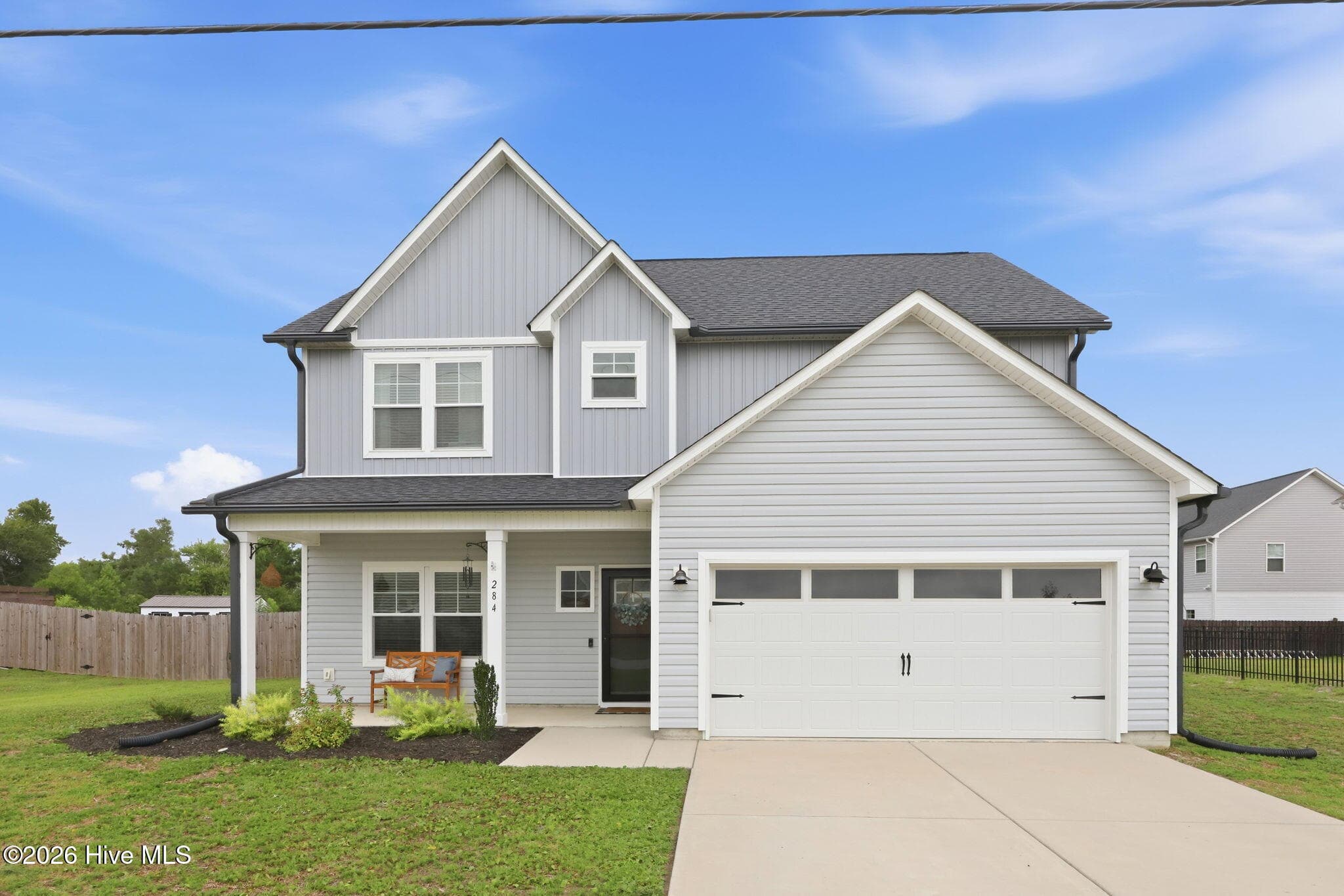 Front of 284 E Ivybridge Drive, Hubert, NC 28539