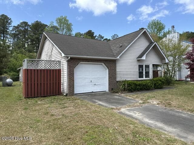 Front of 350 Lee Drive, Havelock, NC 28532