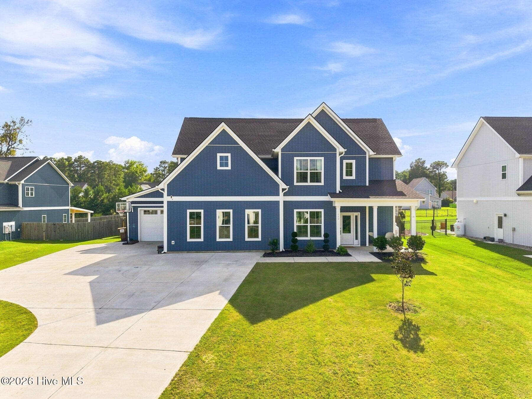 Exterior of 140 Tanglewood Court, Hampstead, NC 28443