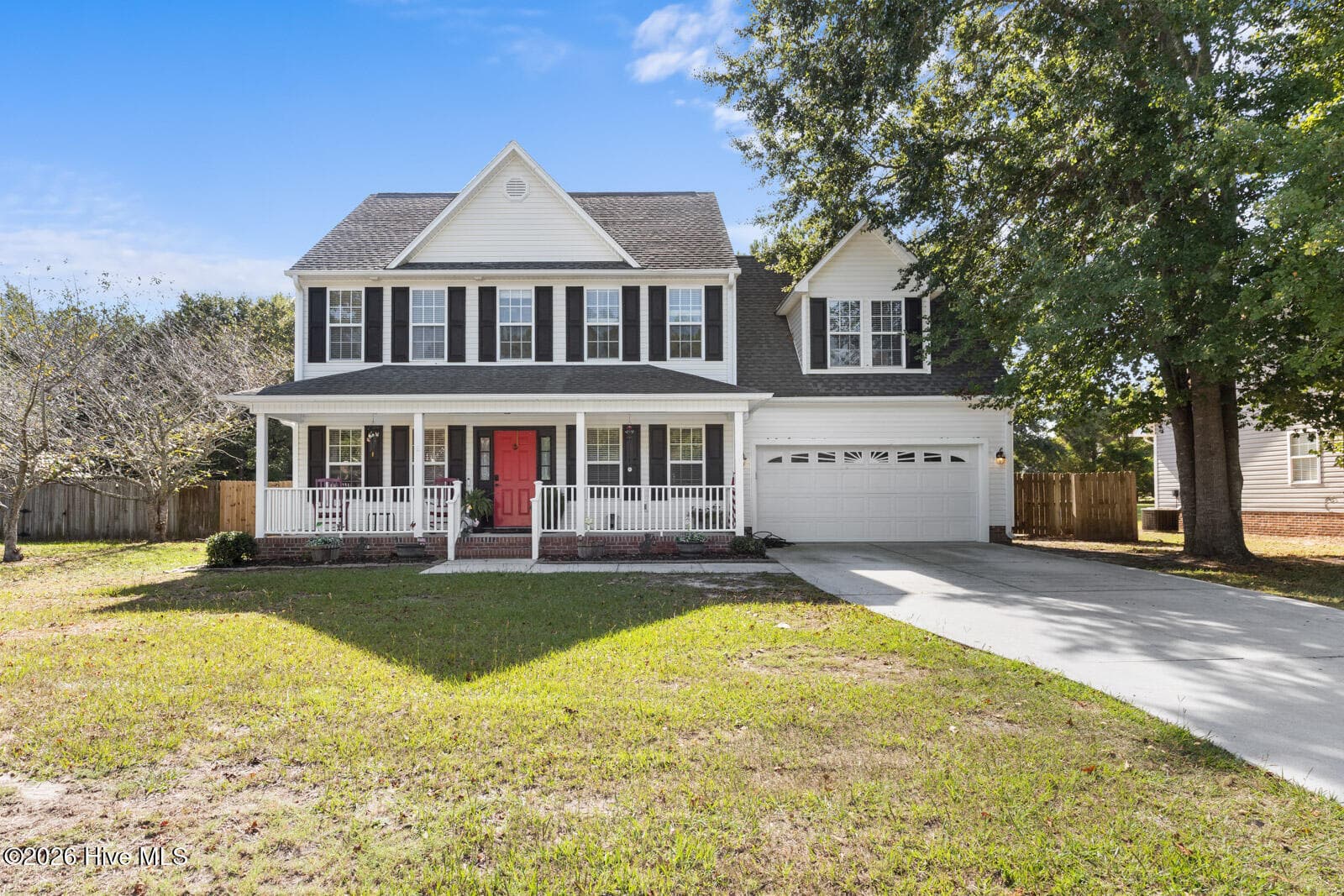 Front of 108 Walnut Hills Drive, Richlands, NC 28574