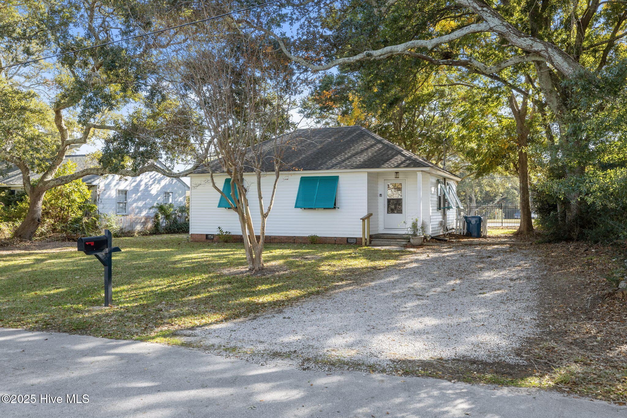 Exterior of 3413 Taylor Street, Morehead City, NC 28557