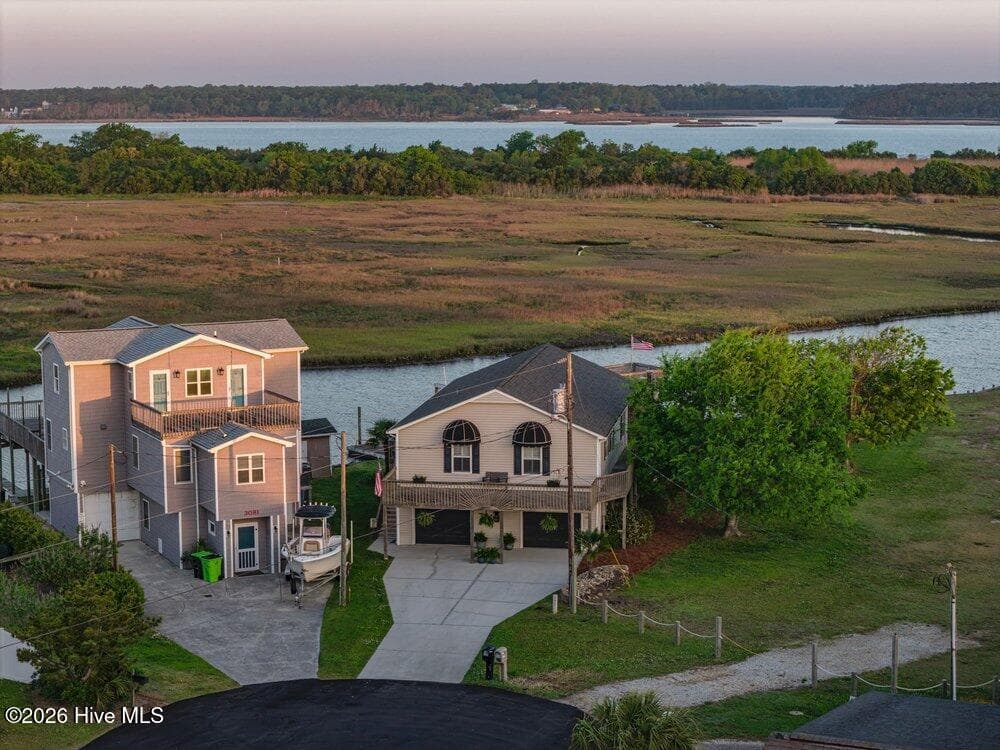 Front of 3083 3rd Street, Surf City, NC 28445