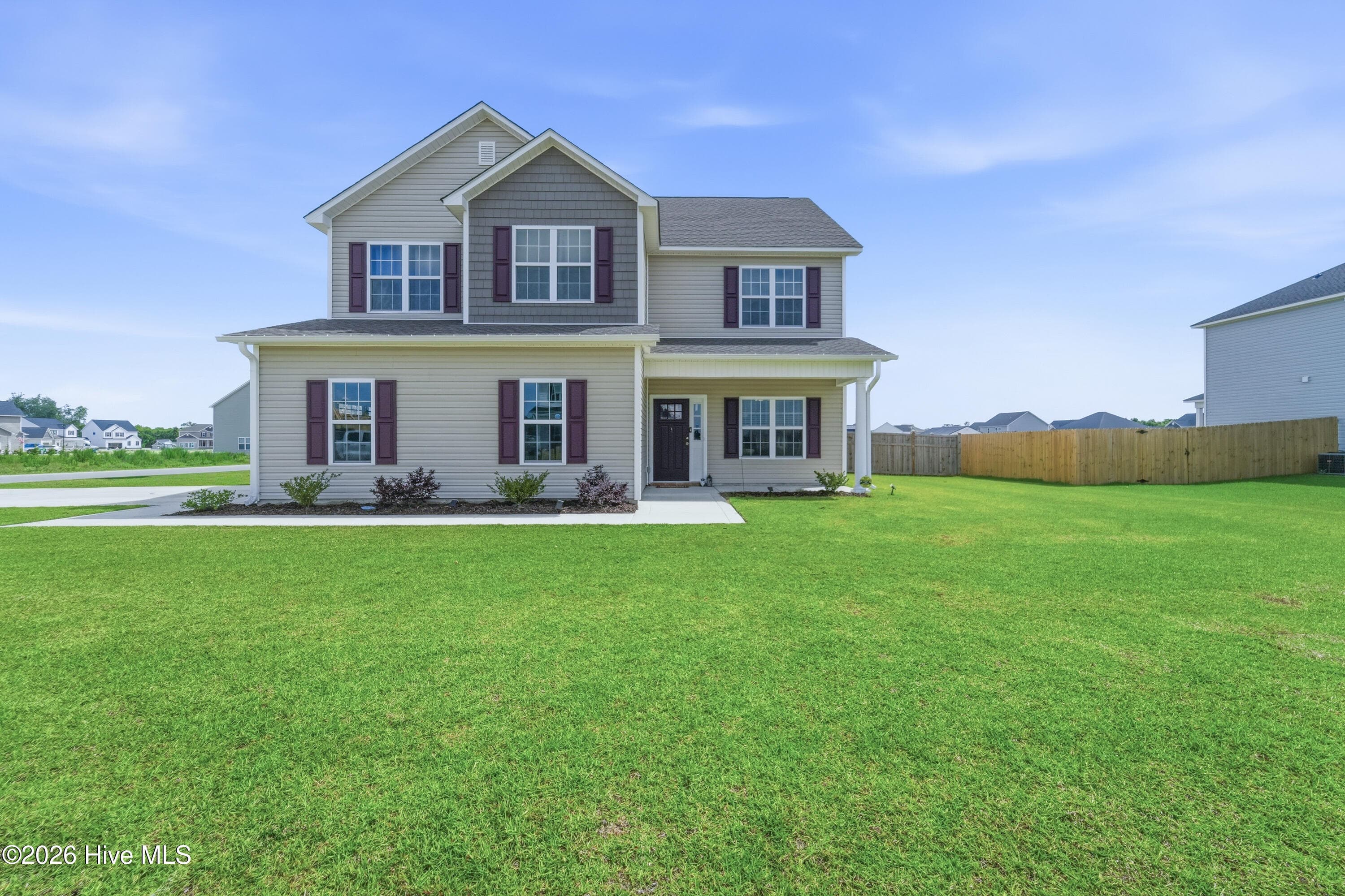 Front of 700 Puppy Drum Lane, Maysville, NC 28555