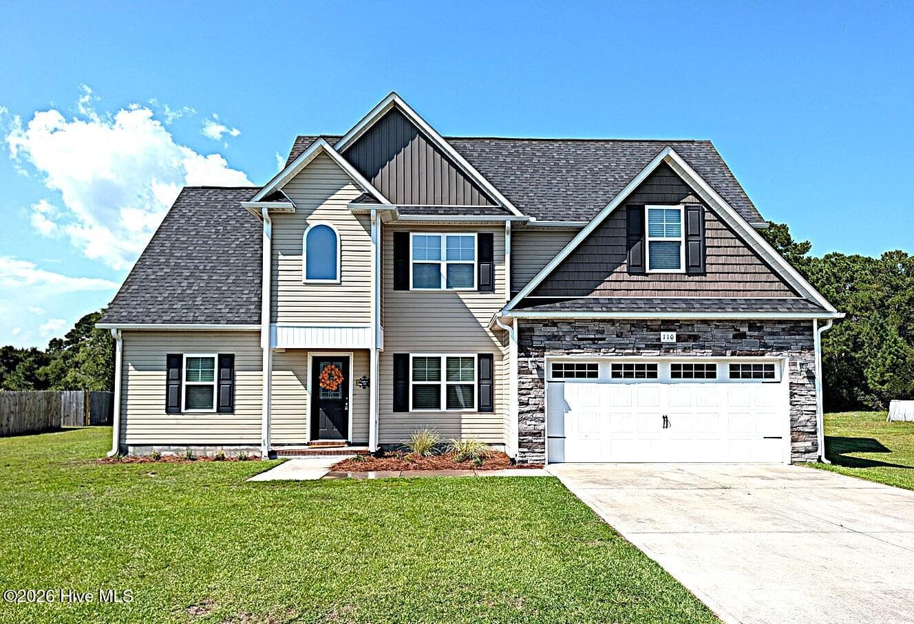 Front of 110 Sonia Drive, Hubert, NC 28539