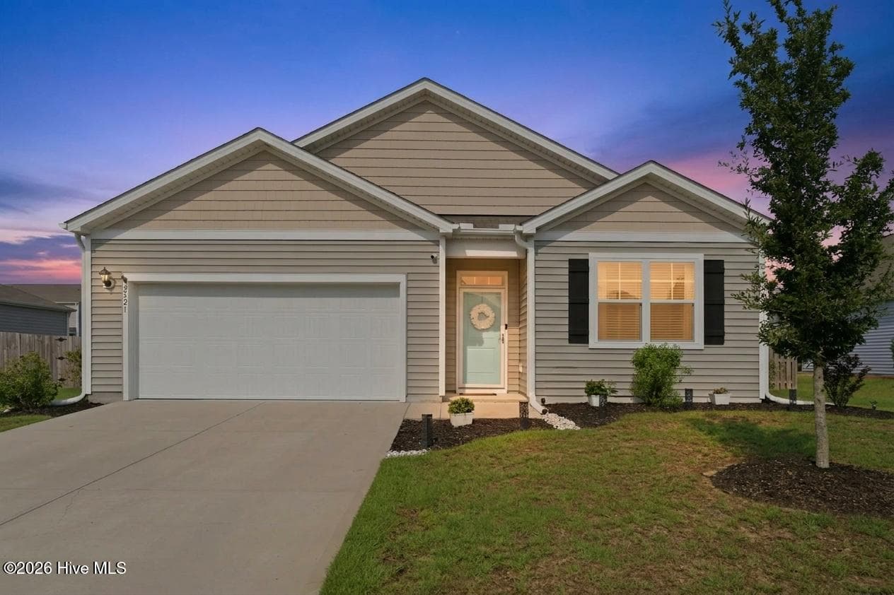 Front of 2521 Sandy Banks Lane, Wilmington, NC 28401