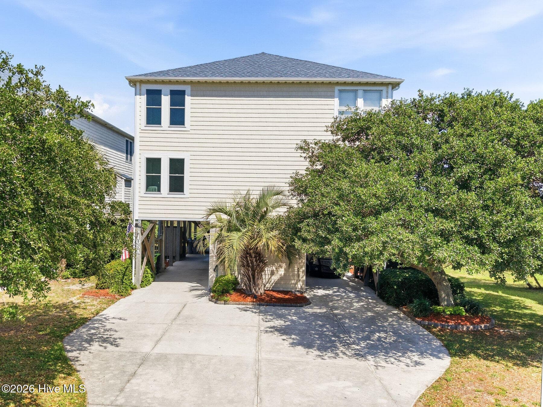 Front of 105 A Bay Drive, Surf City, NC 28445