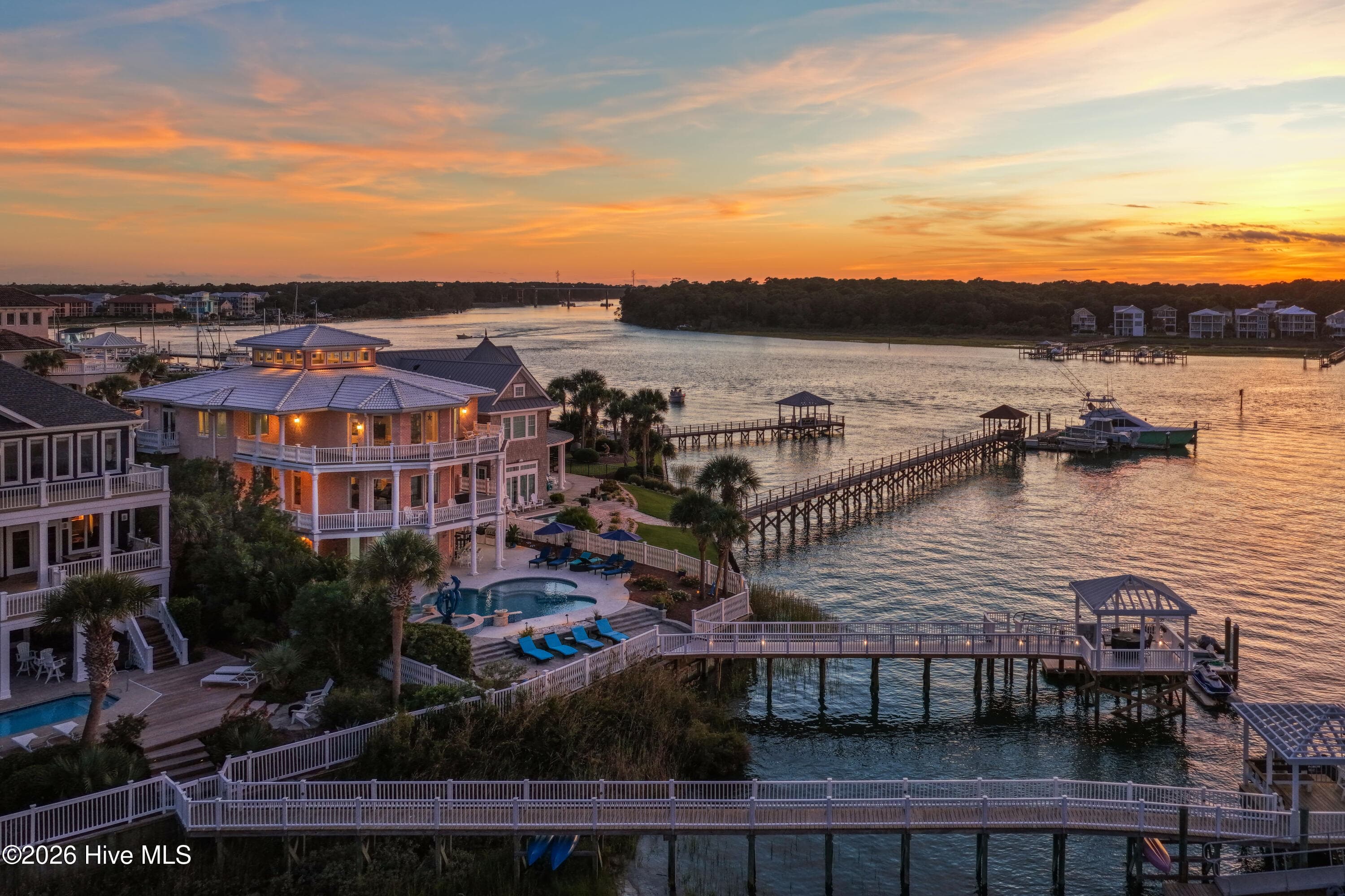 Front of 438 Oceana Way, Carolina Beach, NC 28428