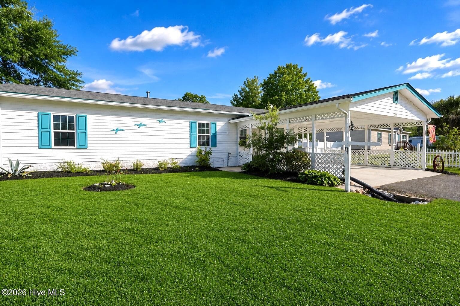 Front of 324 Cypress Avenue, Holly Ridge, NC 28445