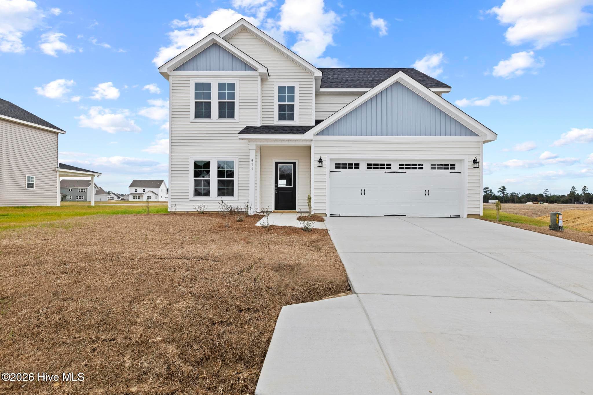 Exterior of 911 Wild Azalea Way, Hubert, NC 28539
