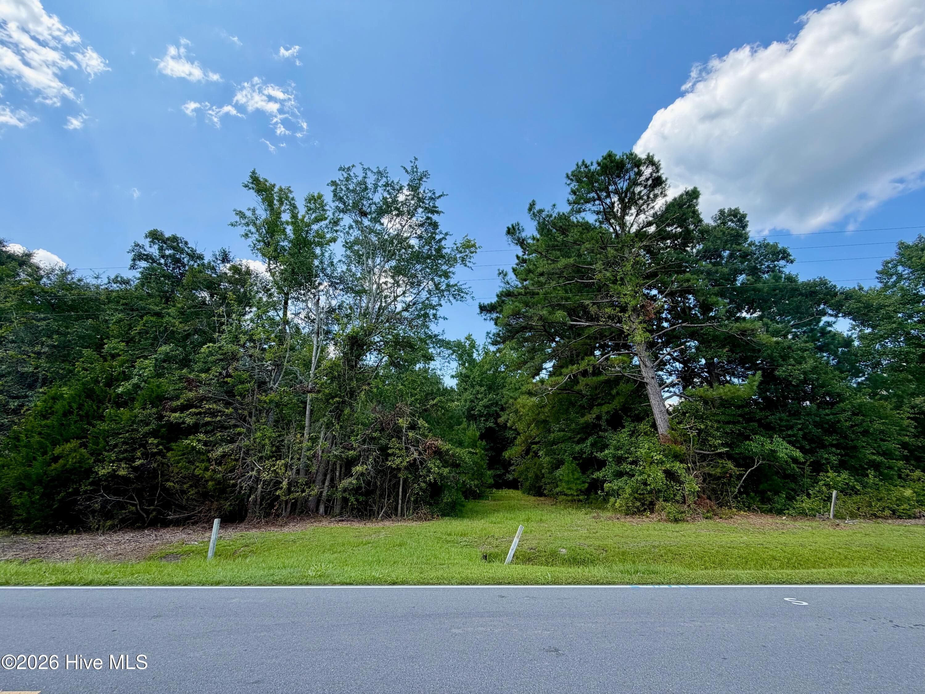 Front of 1360 2 Gould Road, Jacksonville, NC 28540