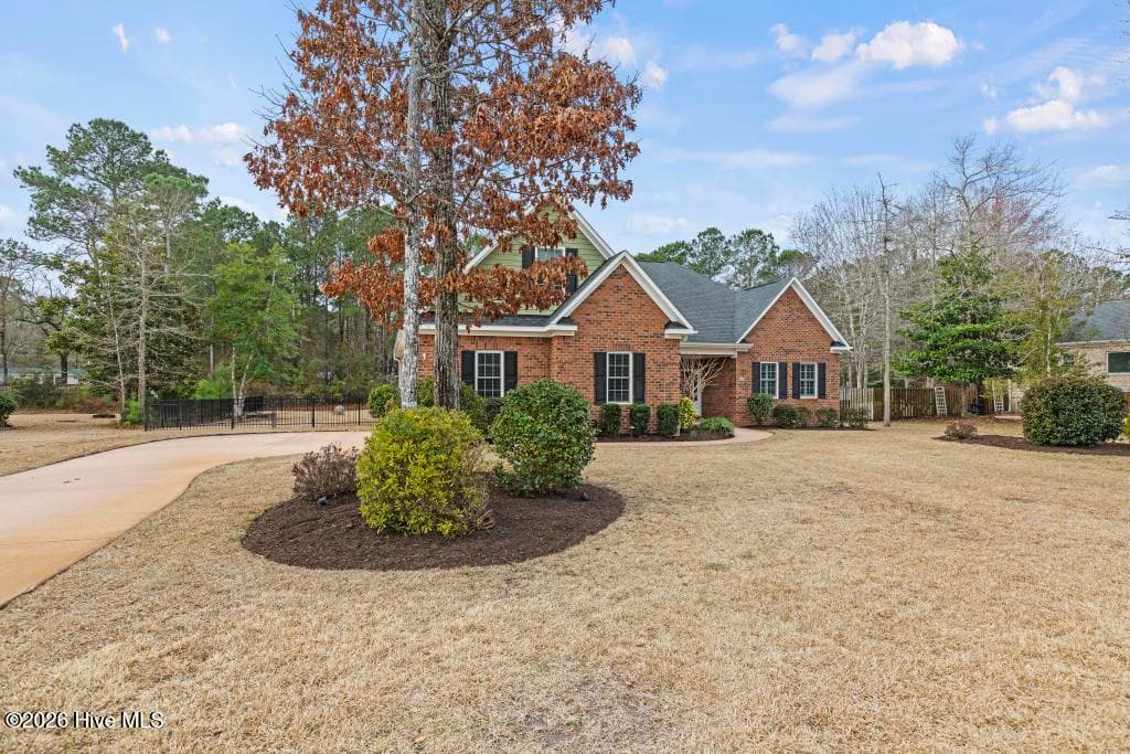 Exterior of 116 Mansfield Court, Hampstead, NC 28443