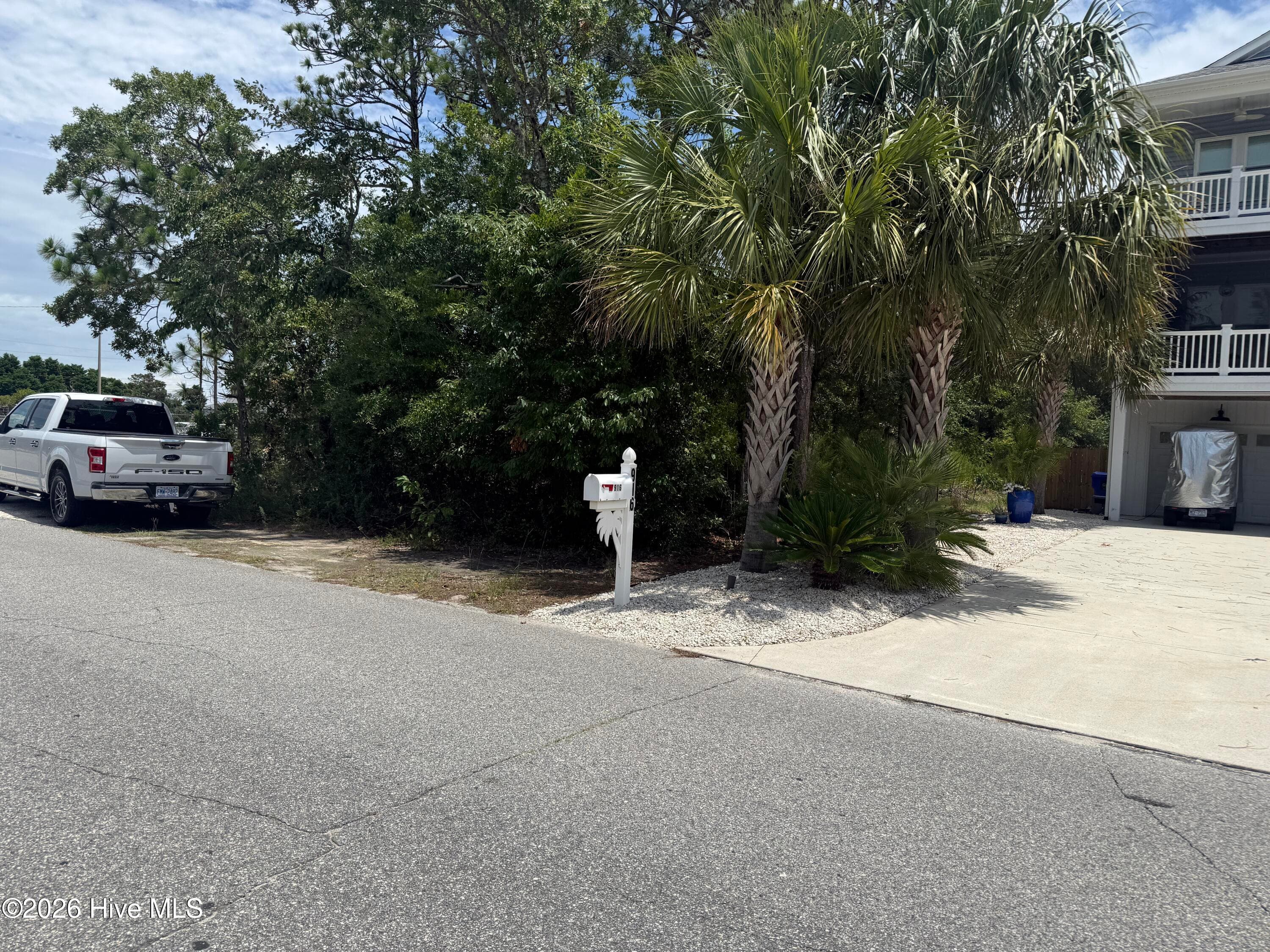 Front of 918 Old Dow Road, Carolina Beach, NC 28428