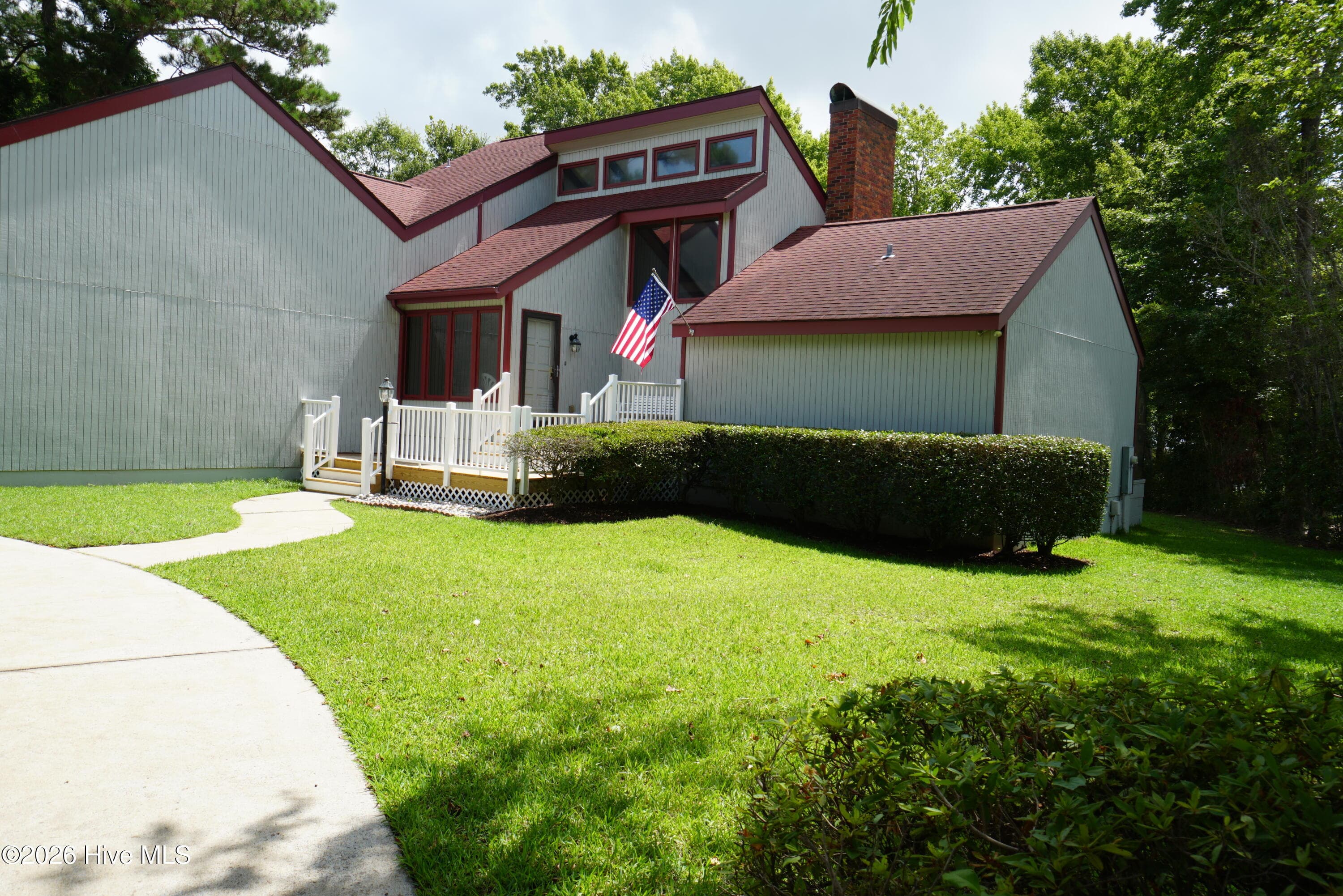 Front of 203 Sandpiper Drive, Newport, NC 28570