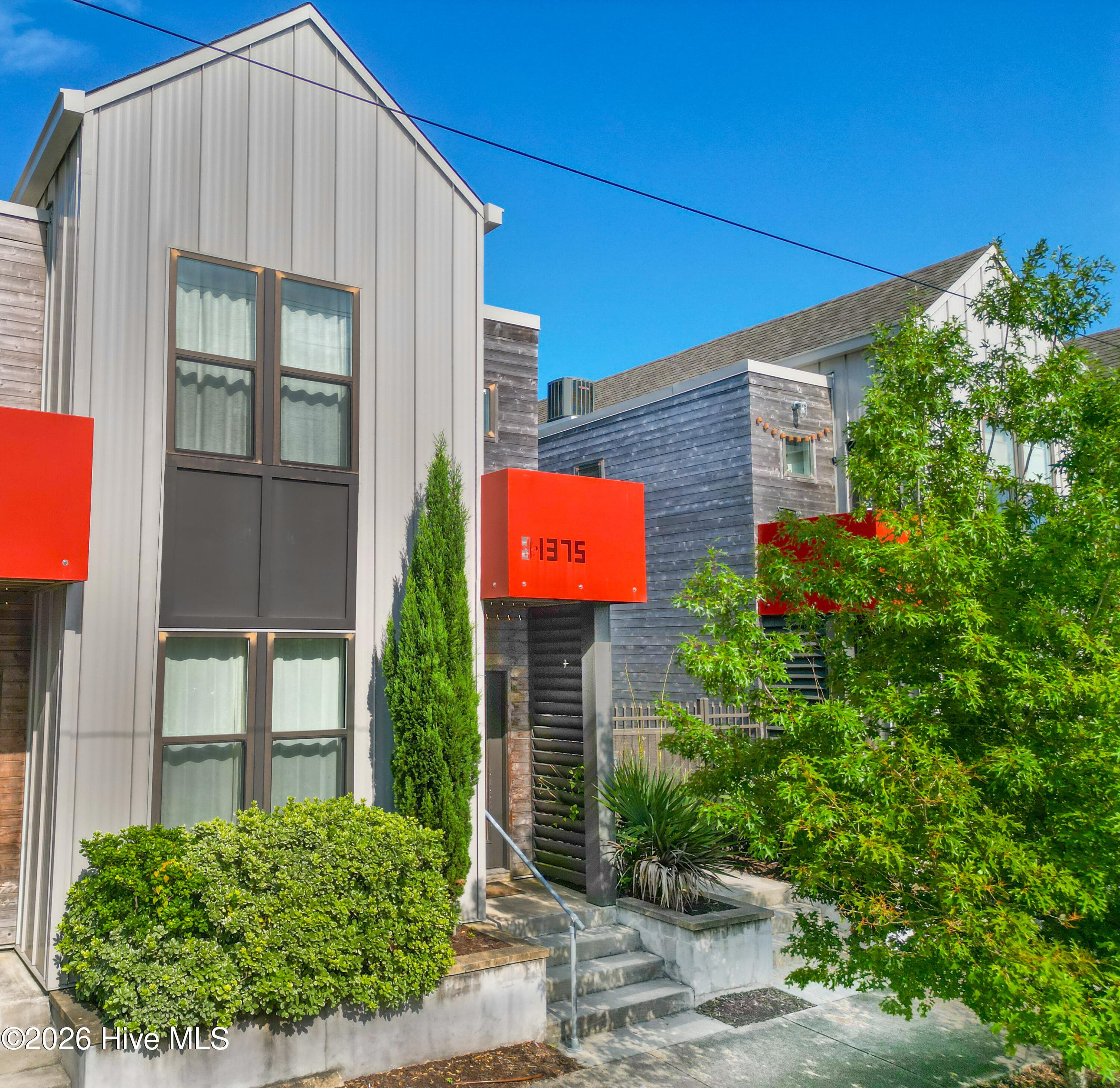 Front of 1375 S 3rd Street, Wilmington, NC 28401