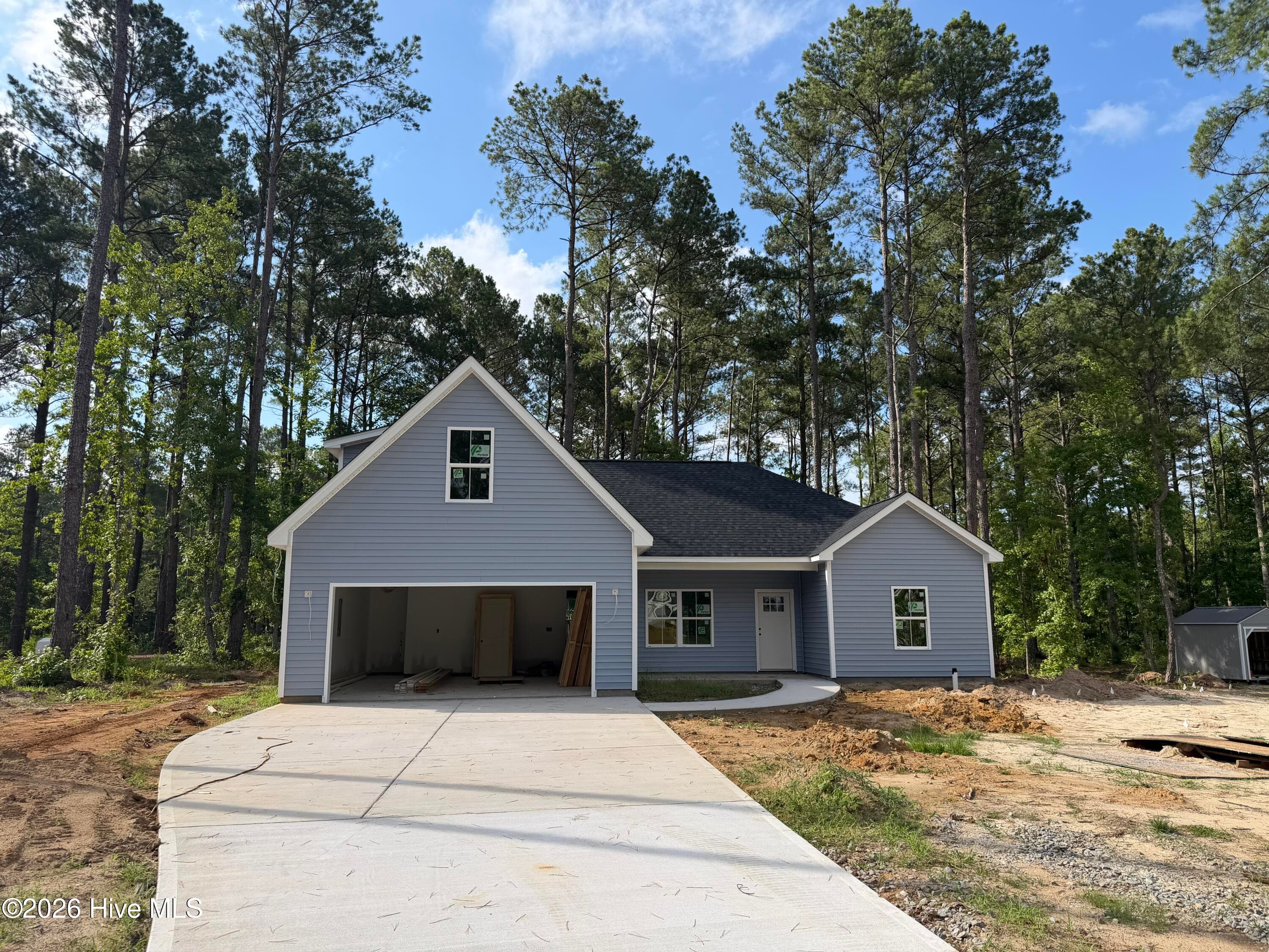 Front of 105 Plum Court, Burgaw, NC 28425