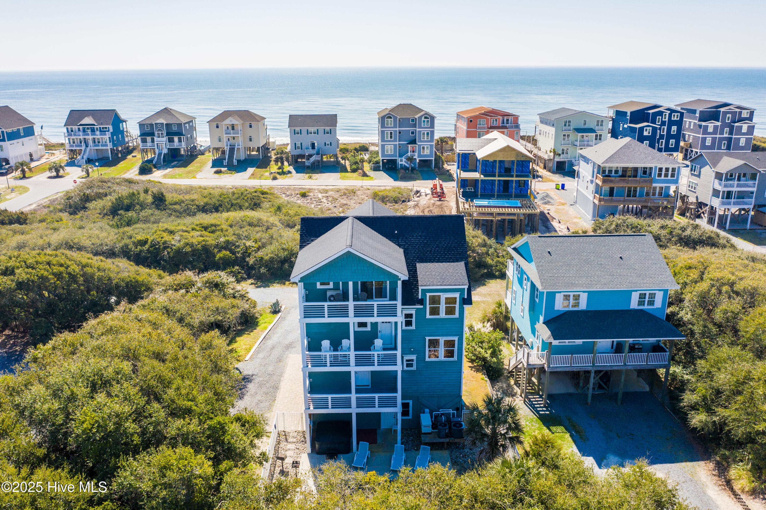 Exterior of 6 Bottlenose Boulevard, North Topsail Beach, NC 28460