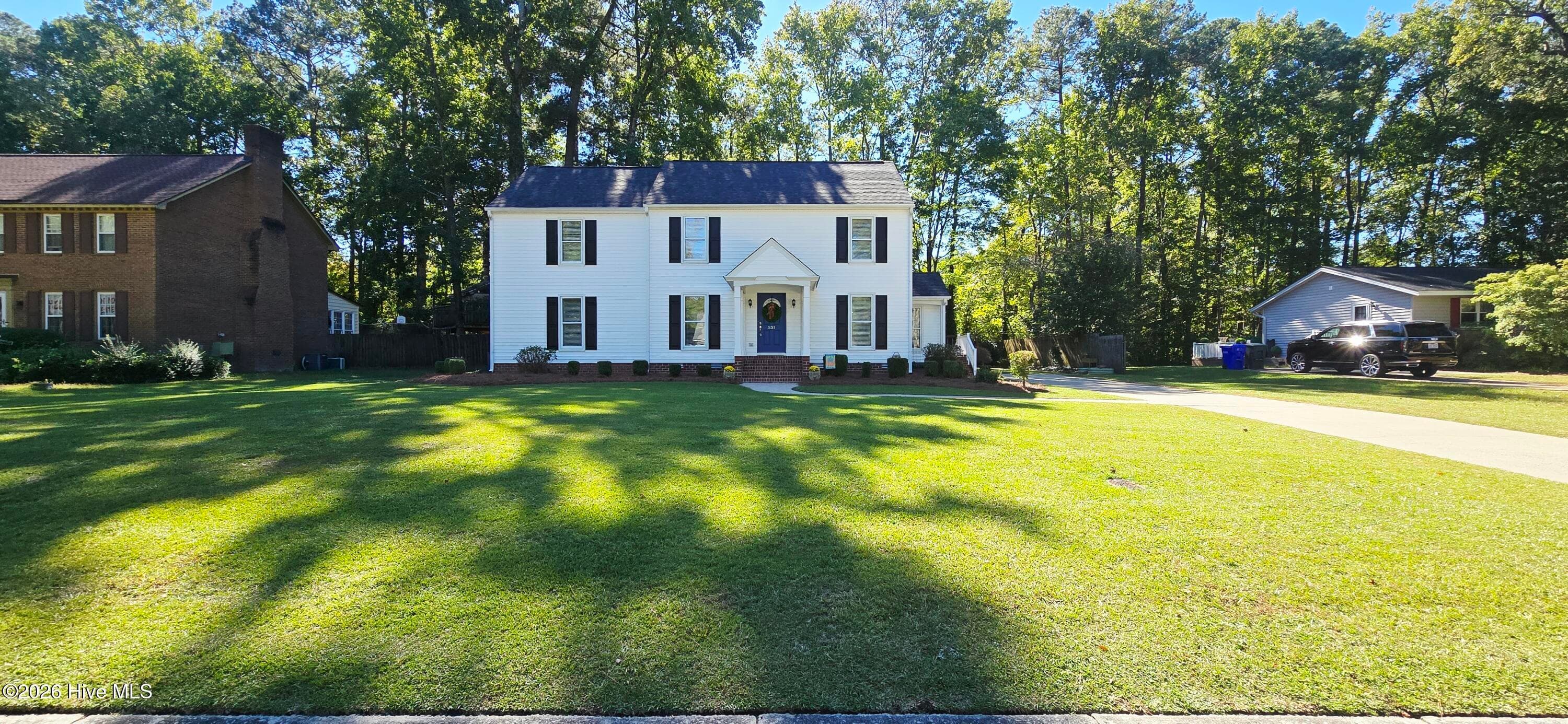 Exterior of 531 Crestline Boulevard