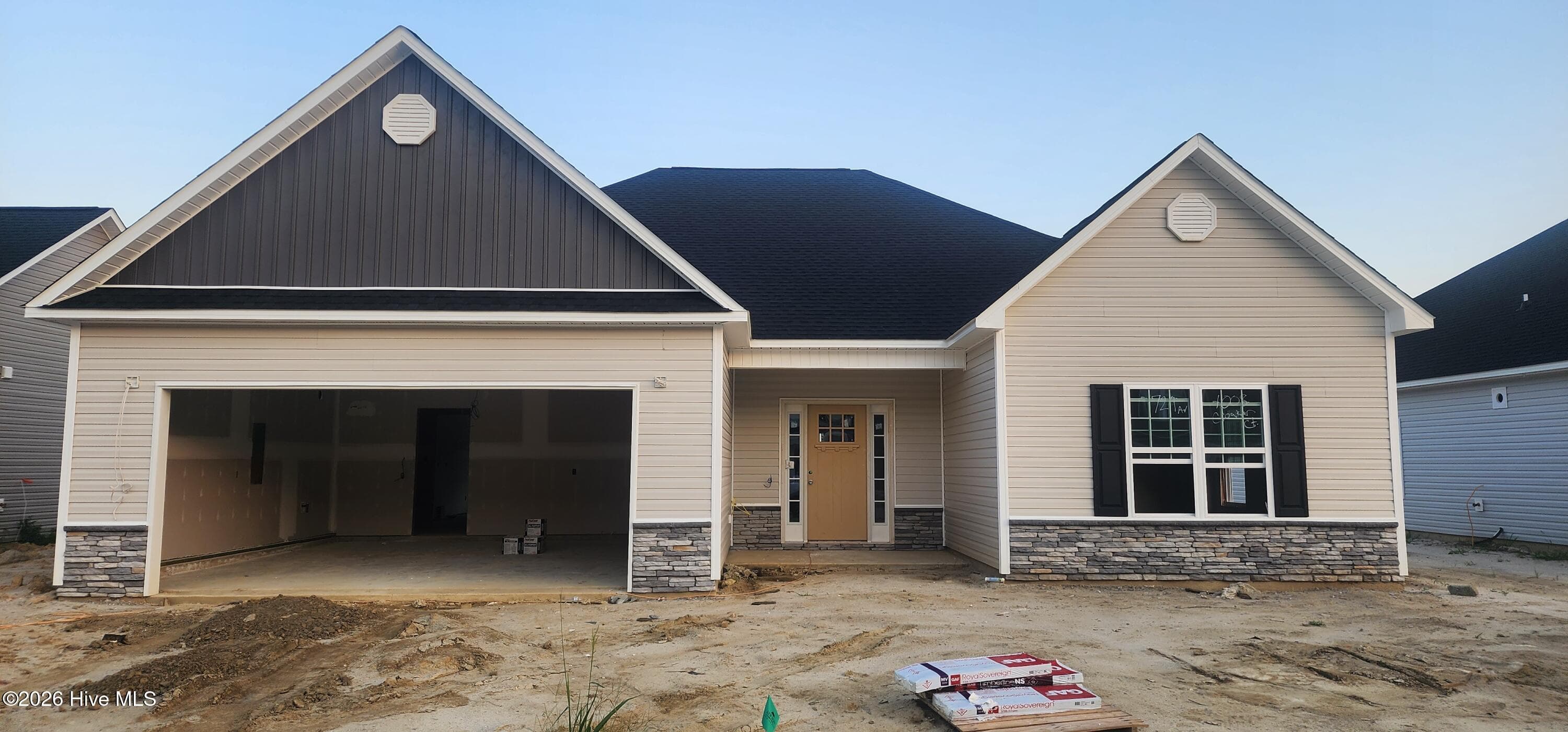 Front of 4008 Bluewater Boulevard, New Bern, NC 28562