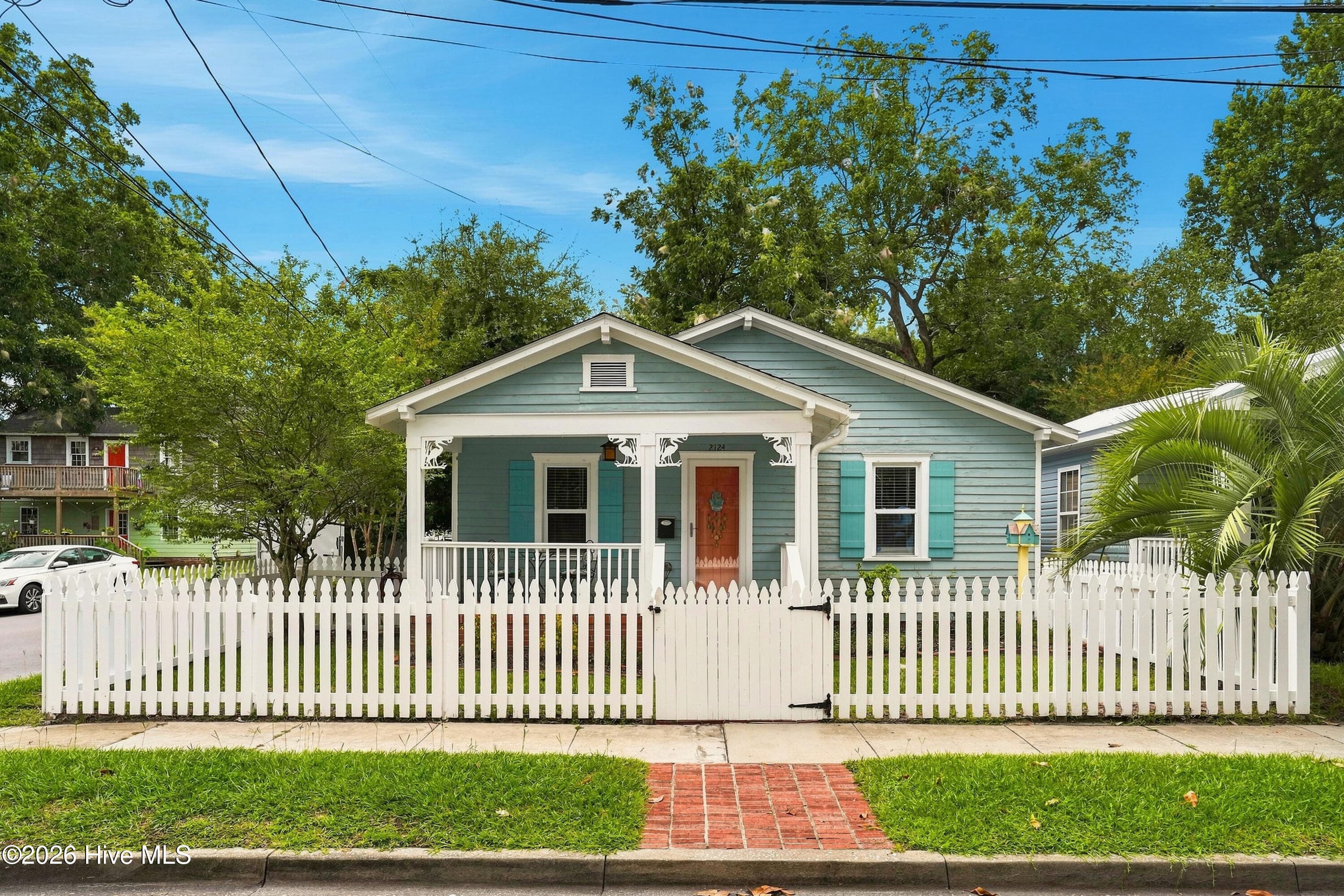 Front of 2124 Barnett Avenue, Wilmington, NC 28403