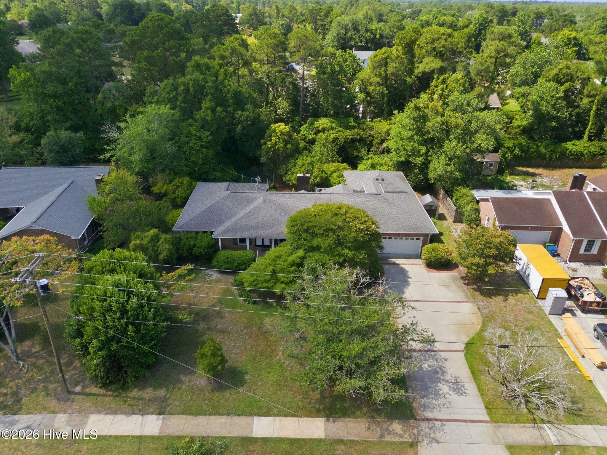 Front of 905 Robert E Lee Drive, Wilmington, NC 28412