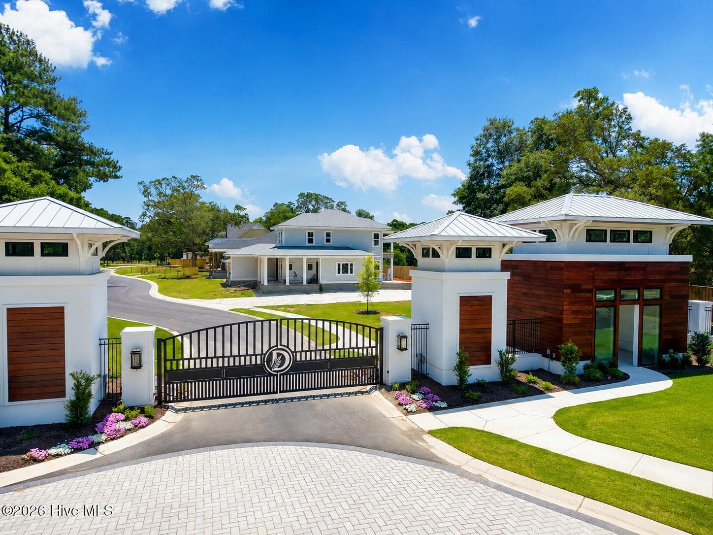 Exterior of 148 71 Wave Crest, Hampstead, NC 28443