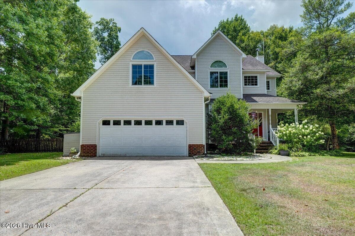 Front of 306 Taliaferro Lane, New Bern, NC 28560