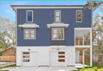 Front of 907 Fourth Street S, Carolina Beach, NC 28428