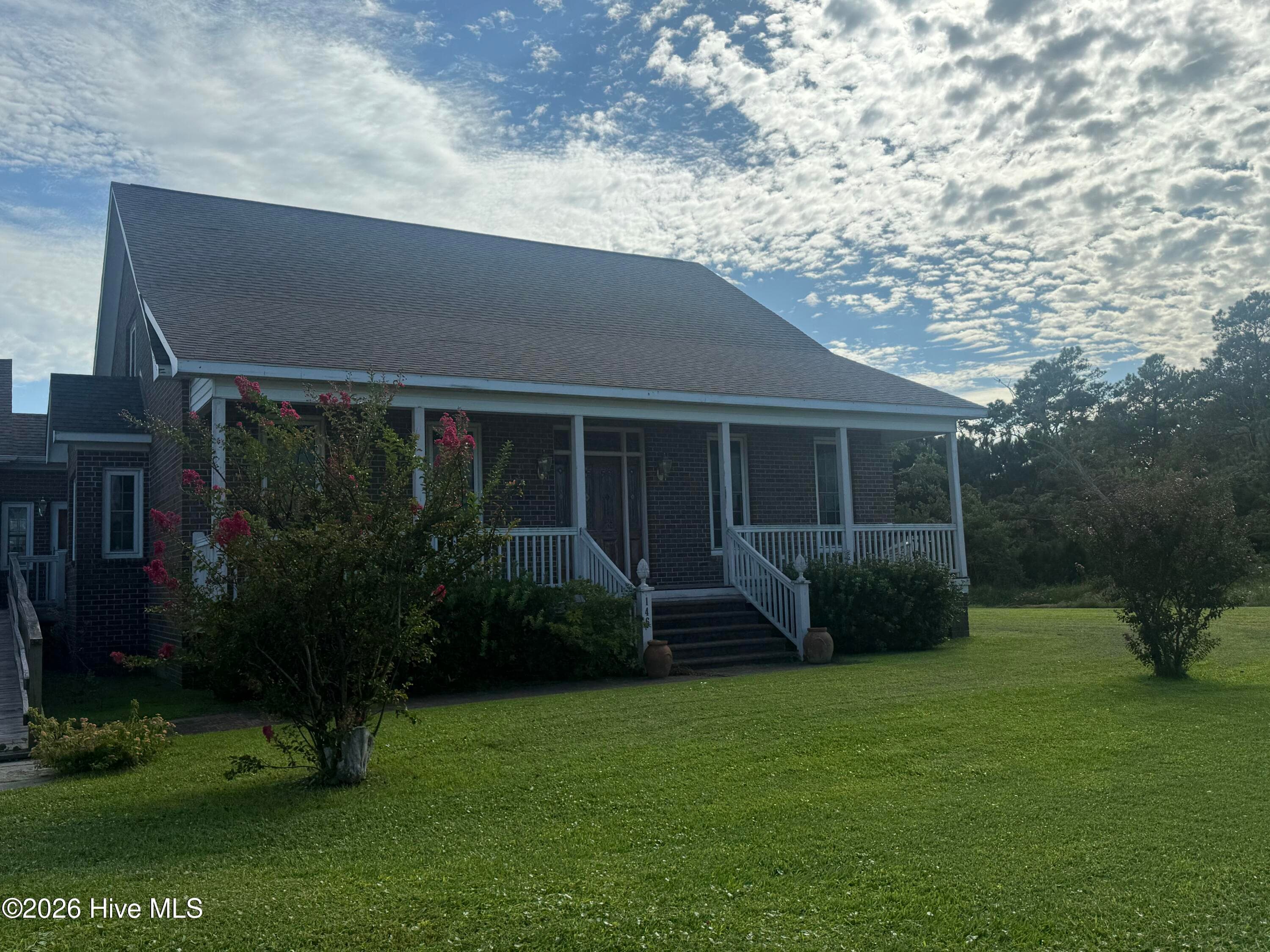 Front of 146 Horseshoe Road, Davis, NC 28524