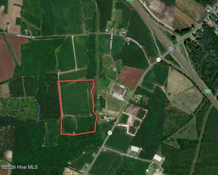 Front of 34.4 Acres High School Road, Teachey, NC 28464