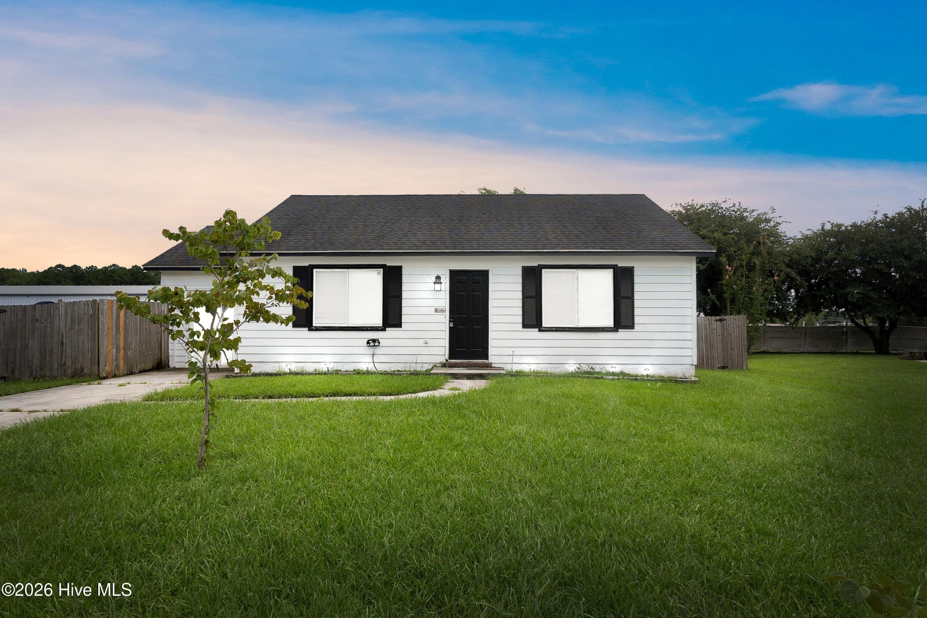 Exterior of 109 Milestone Court, Jacksonville, NC 28546