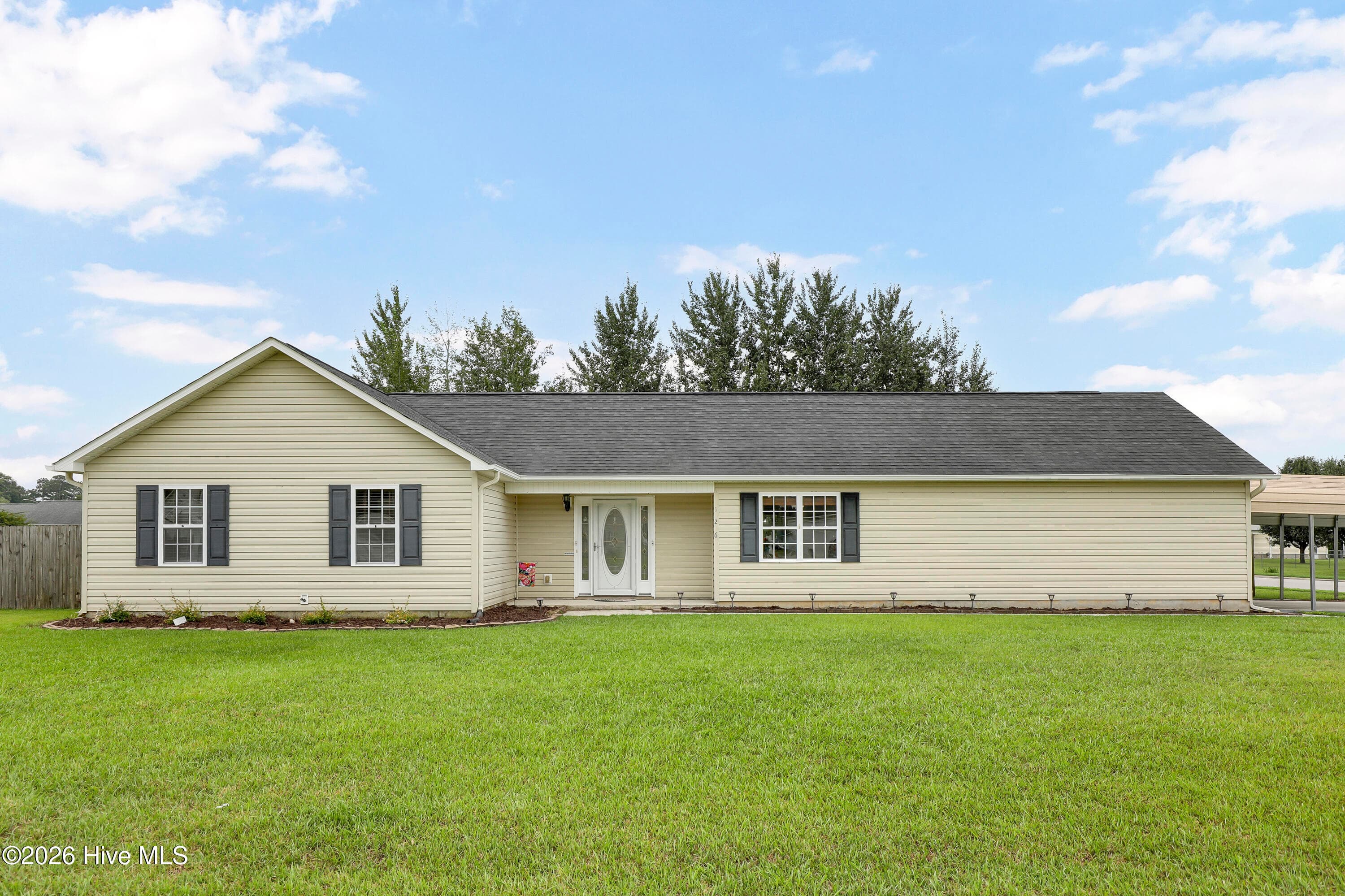 Front of 126 Airleigh Place, Richlands, NC 28574