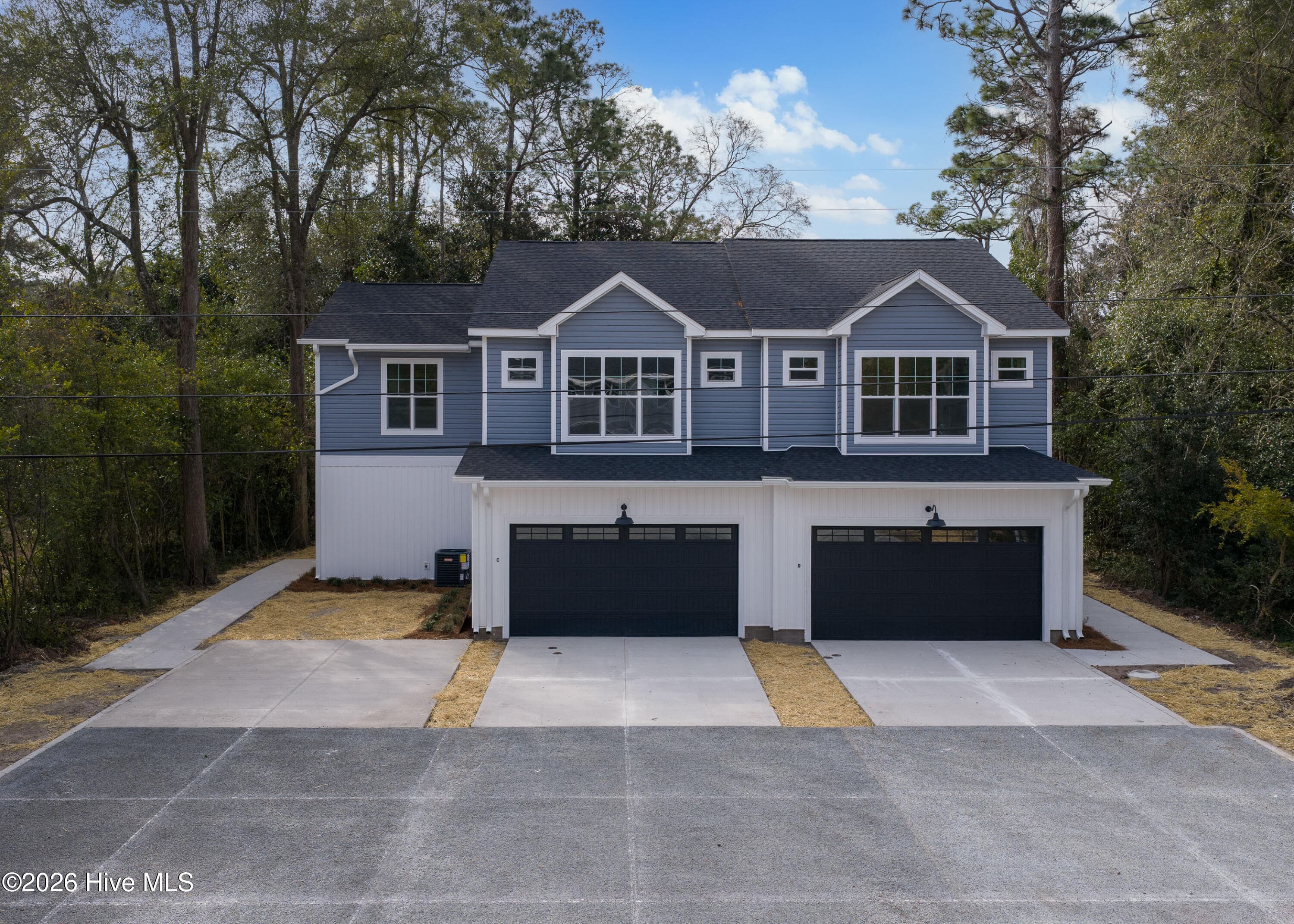 Front of 4926 Oleander Drive Unit D, Wilmington, NC 28403