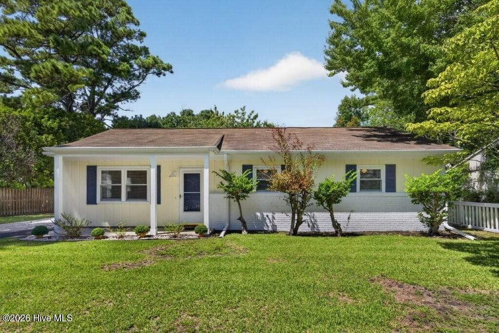 Front of 159 Horndale Drive, Wilmington, NC 28409