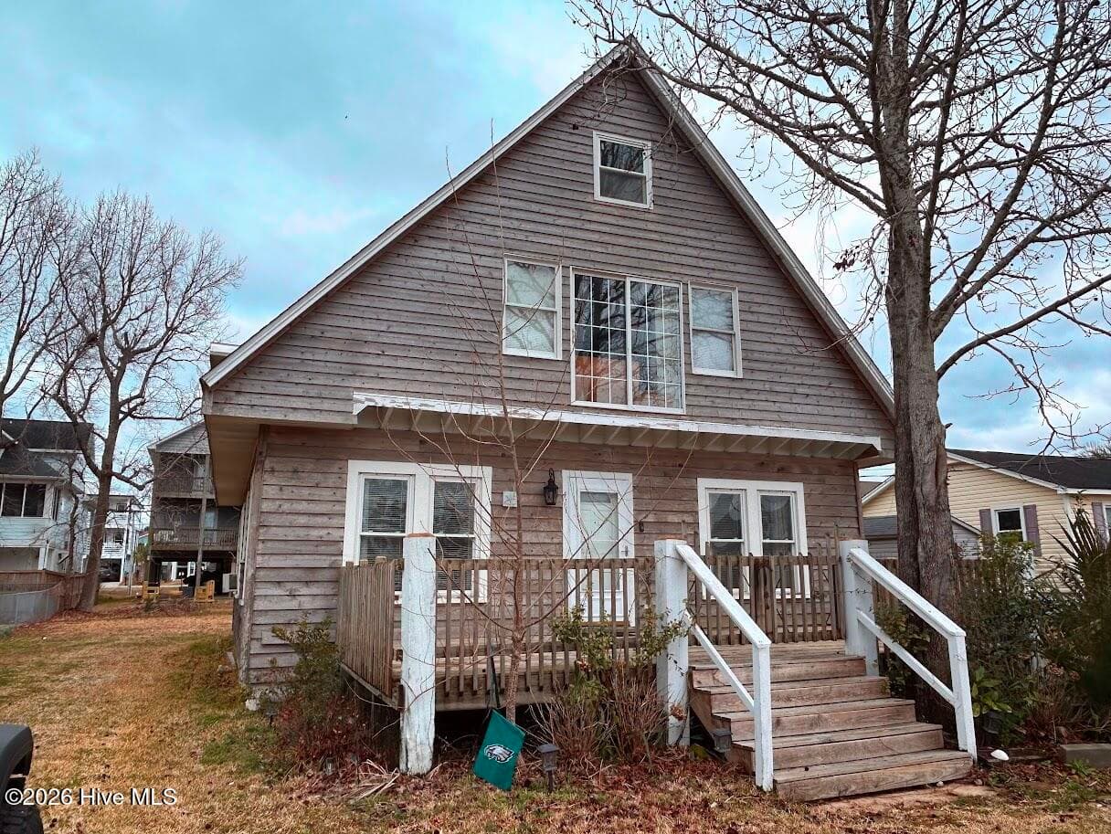 Front of 411 Spartanburg Avenue, Carolina Beach, NC 28428