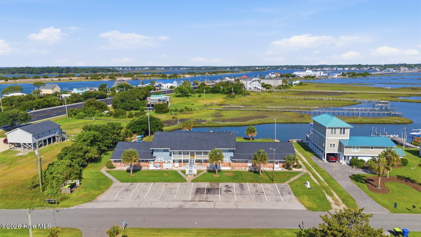 Front of 109 Cedar Lane 4, Cedar Point, NC 28584