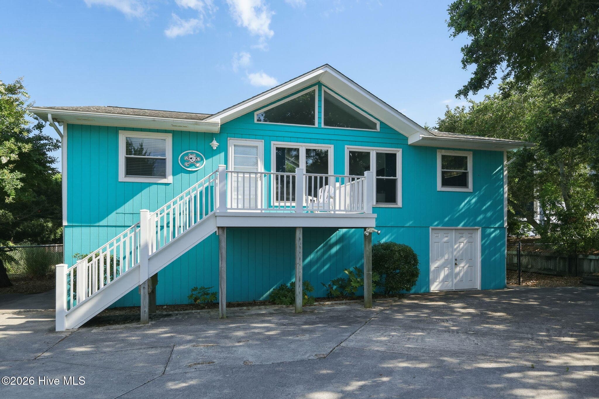 Front of 1607 Emerald Drive, Emerald Isle, NC 28594