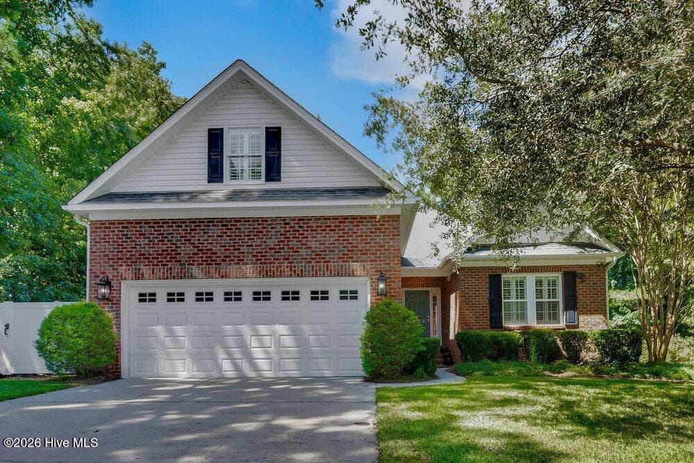 Front of 5208 Lone Eagle Court, Wilmington, NC 28409